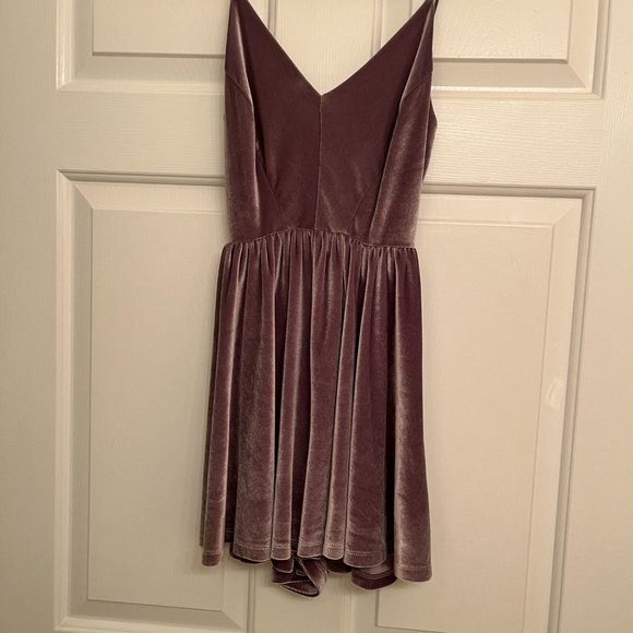 Silence + Noise Cupro Purple Velvet Romper - Picture 2 of 5